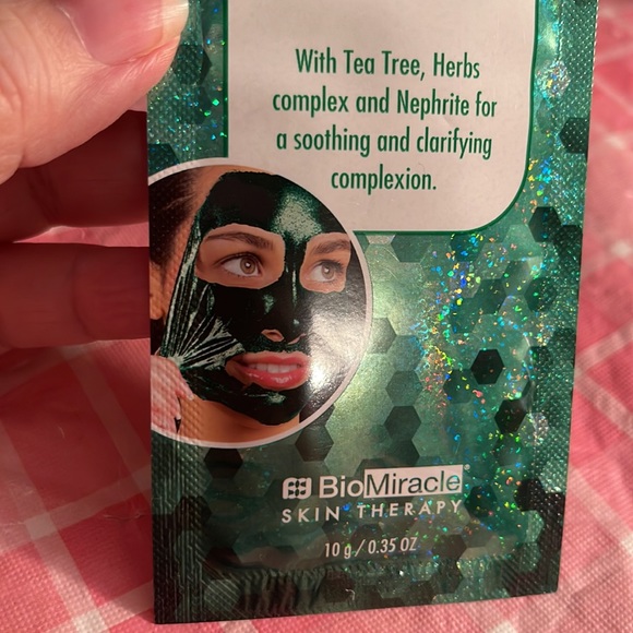 🎈SALE🎈🎀#36.MAKEUP BUNDLE🎀 - Picture 14 of 17